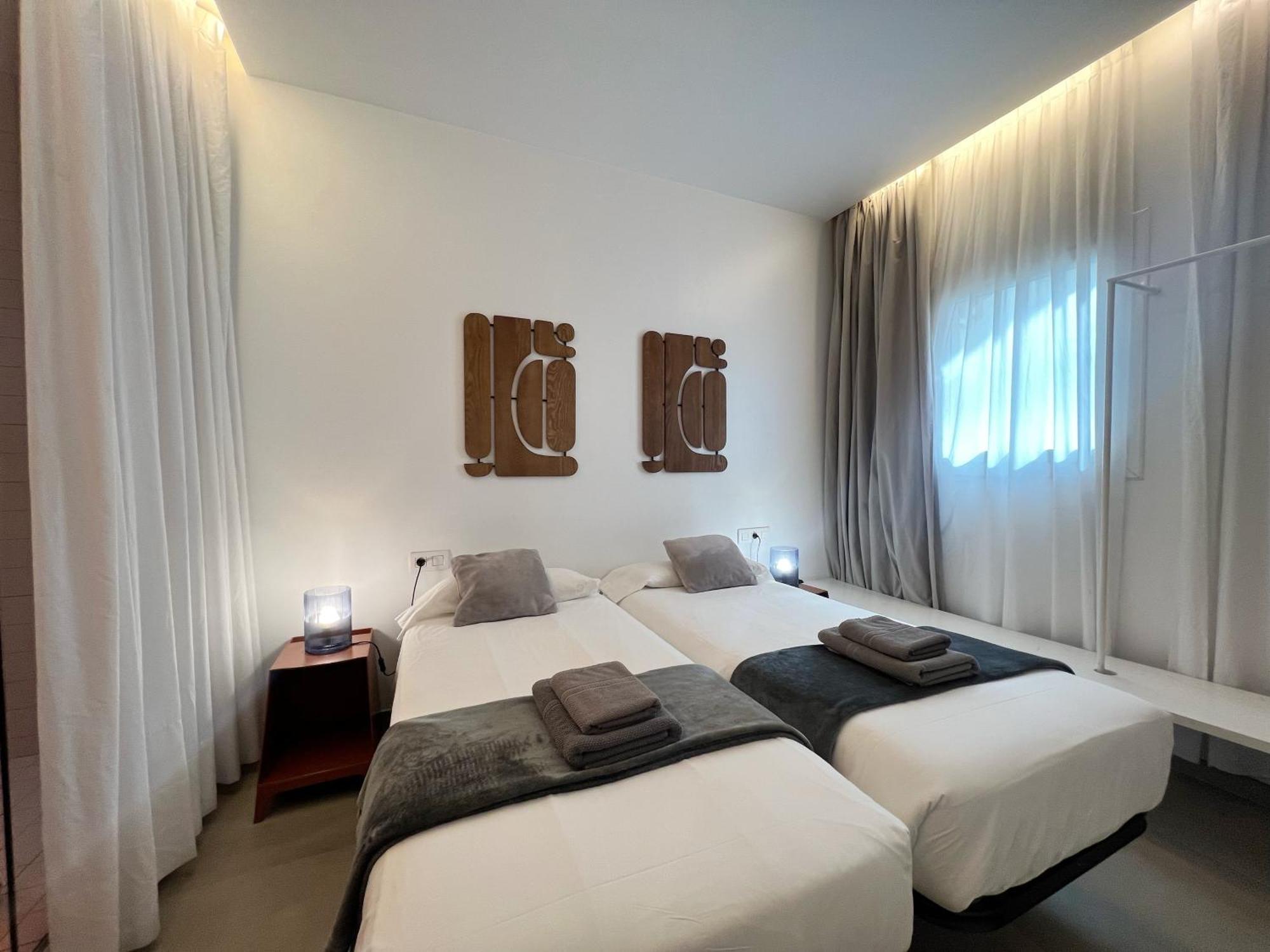 Plaza Cataluna Penthouse Apartment